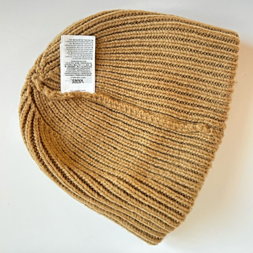 VANS Off the Wall Beige Knit Fold Over Beanie Cap 2022 EUC‎ - Picture 7 of 11
